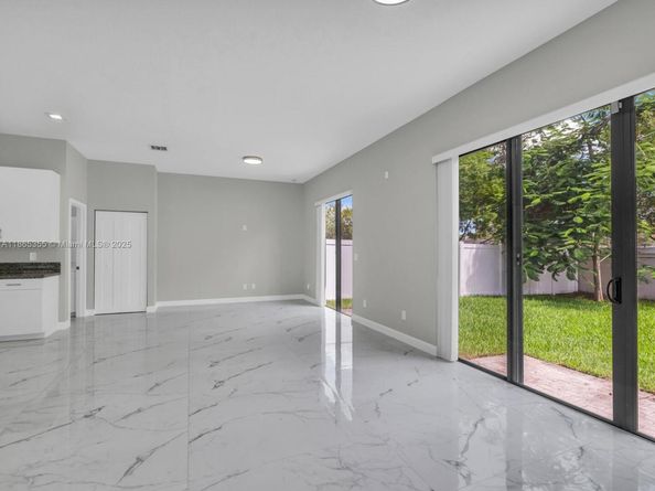 4924 Whispering Way, Dania Beach FL 33312