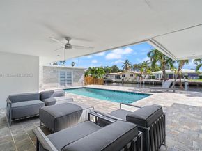 2560 SE 9th St, Pompano Beach FL 33062