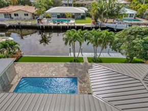 2560 SE 9th St, Pompano Beach FL 33062