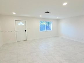 3740 NW 9th Ct, Lauderhill FL 33311