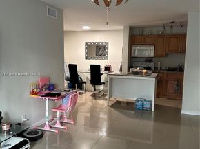 10725 Cleary Blvd 110, Plantation FL 33324