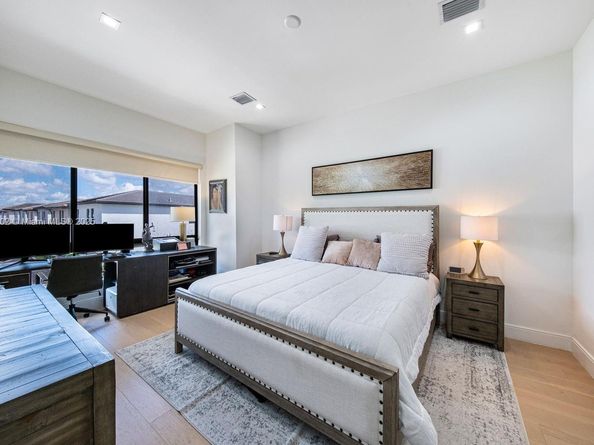 8120 NW 43rd St, Doral FL 33166