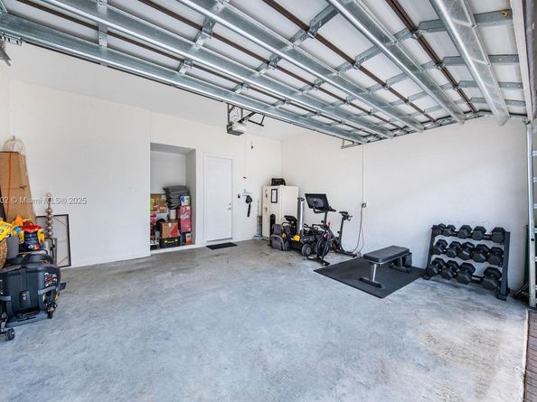 8120 NW 43rd St, Doral FL 33166