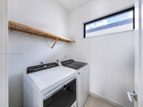 8120 NW 43rd St, Doral FL 33166