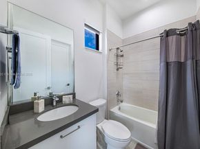 8120 NW 43rd St, Doral FL 33166