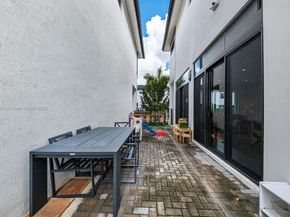 8120 NW 43rd St, Doral FL 33166