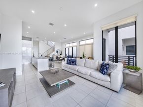 8120 NW 43rd St, Doral FL 33166