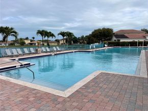 3725 NE 11th St, Homestead FL 33033