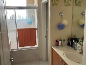 3725 NE 11th St, Homestead FL 33033