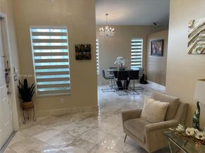 3725 NE 11th St, Homestead FL 33033