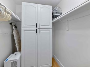 7724 Hawthorne Ave, Miami Beach FL 33141