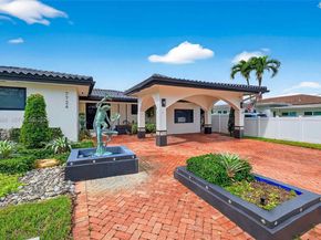 7724 Hawthorne Ave, Miami Beach FL 33141