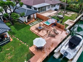 7724 Hawthorne Ave, Miami Beach FL 33141