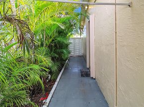 19100 SW 125th Ave, Miami FL 33177