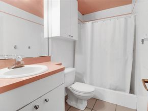 19100 SW 125th Ave, Miami FL 33177