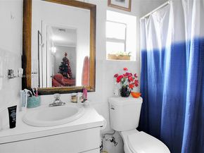 19100 SW 125th Ave, Miami FL 33177