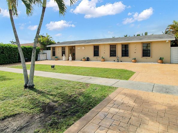 19100 SW 125th Ave, Miami FL 33177