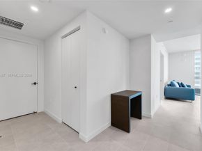 121 NE 5 St 3112, Miami FL 33132