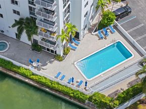 1688 West Ave 1004, Miami Beach FL 33139