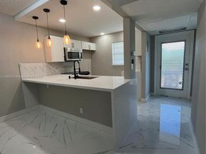 5102 NW 36th St 605, Lauderdale Lakes FL 33319
