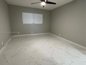 5102 NW 36th St 605, Lauderdale Lakes FL 33319