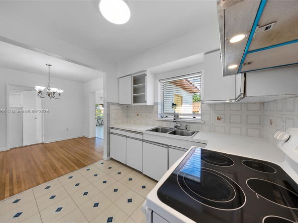 1191 NE 165th Ter, North Miami Beach FL 33162