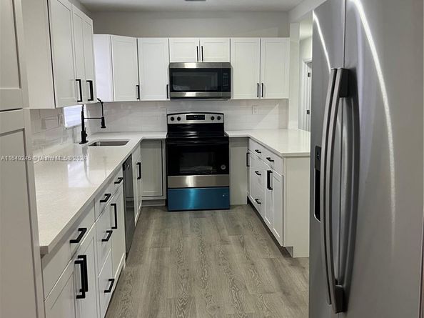 18011 NW 23rd Ave, Miami Gardens FL 33056