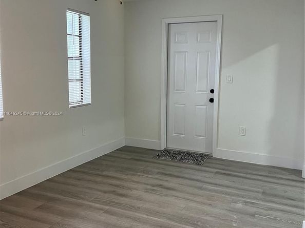 18011 NW 23rd Ave, Miami Gardens FL 33056