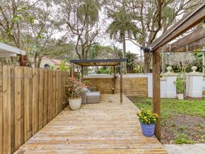 3464 SW 51st St, Hollywood FL 33312