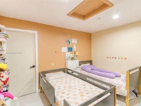 3464 SW 51st St, Hollywood FL 33312