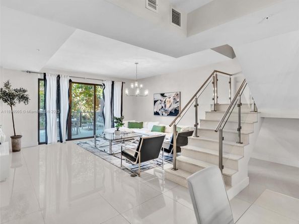 3040 N Ocean Blvd N103, Fort Lauderdale FL 33308