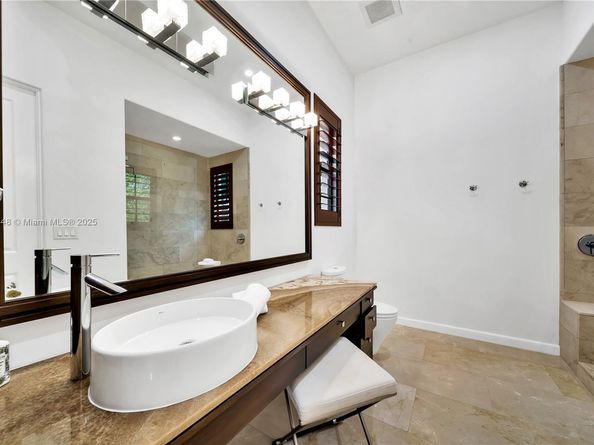 8301 SW 53rd Ave, Miami FL 33143