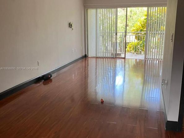 9351 Fontainebleau Blvd B206, Miami FL 33172