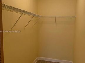 1300 NE 109th St 202, Miami FL 33161