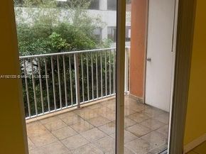 1300 NE 109th St 202, Miami FL 33161