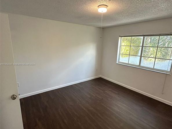 4848 N State Road 7 4306, Coconut Creek FL 33073