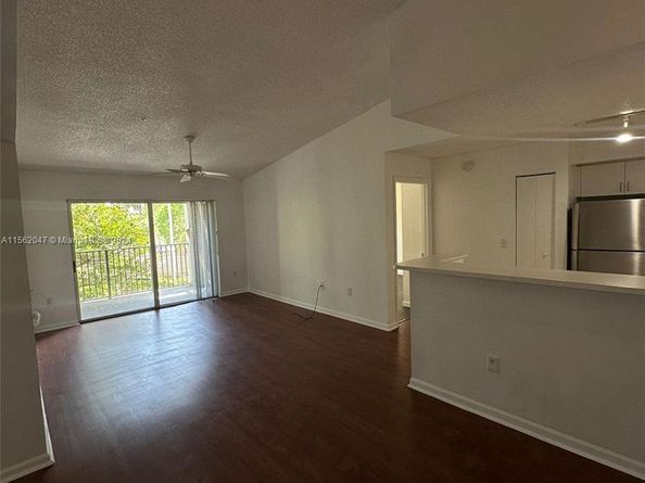 4848 N State Road 7 4306, Coconut Creek FL 33073