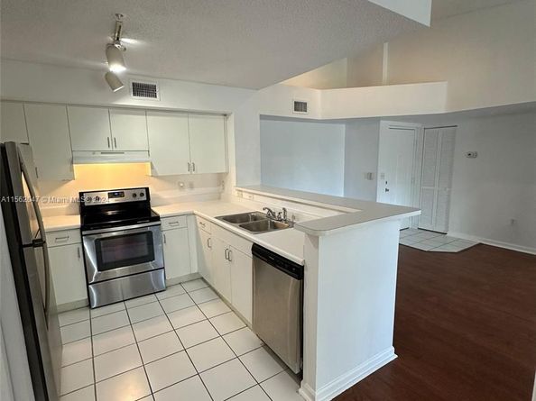 4848 N State Road 7 4306, Coconut Creek FL 33073