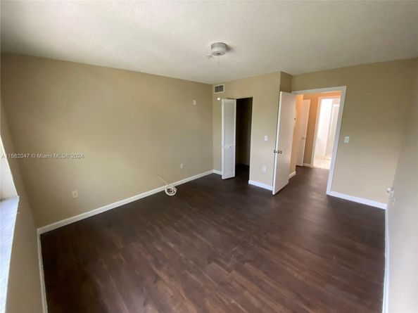 4848 N State Road 7 4306, Coconut Creek FL 33073