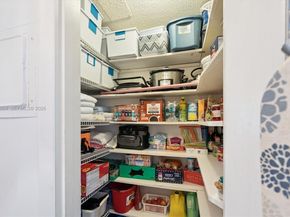 1050 SW 11th St 16L, Hallandale Beach FL 33009