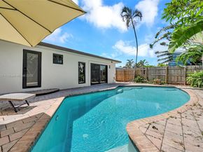 121 NW 55th St, Oakland Park FL 33309