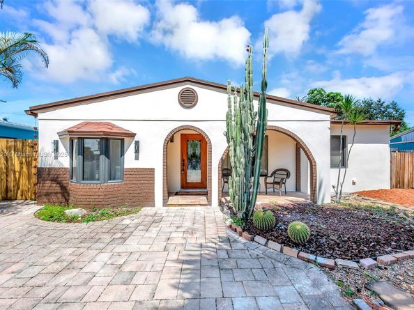 121 NW 55th St, Oakland Park FL 33309