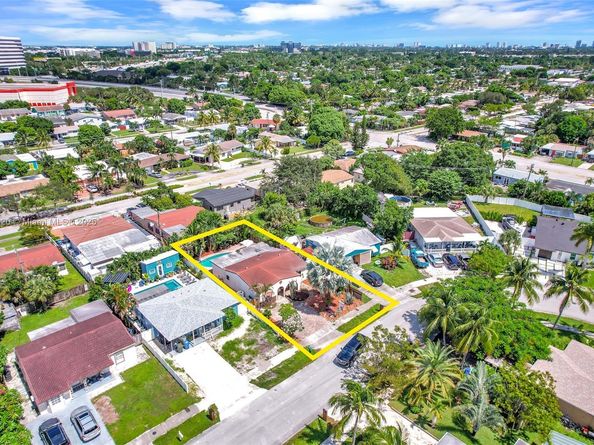121 NW 55th St, Oakland Park FL 33309