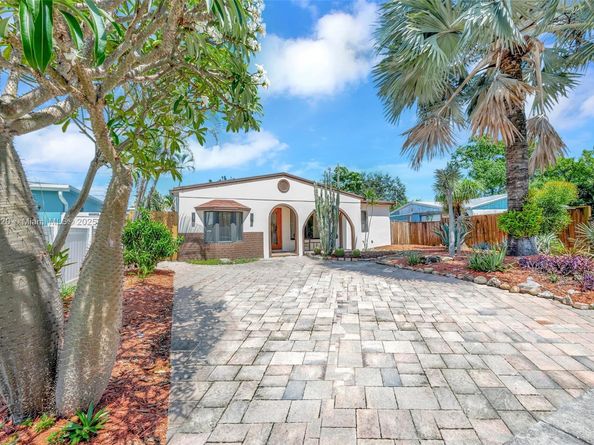 121 NW 55th St, Oakland Park FL 33309