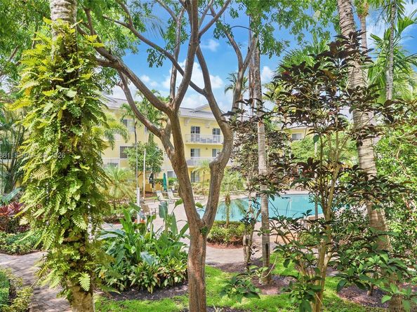 150 NE 15th Ave 235, Fort Lauderdale FL 33301