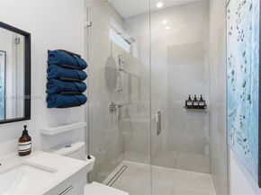 255 NW 39th St, Miami FL 33127