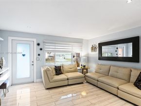 821 N 73rd Ter, Hollywood FL 33024