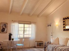 1500 Pennsylvania Ave 9A, Miami Beach FL 33139