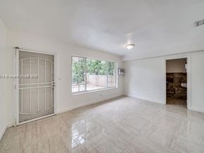 1350 NE 149th St, Miami FL 33161