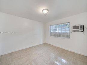 1350 NE 149th St, Miami FL 33161